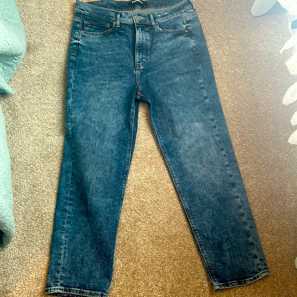 Express  Size 12R High waisted Cropped Jeans
